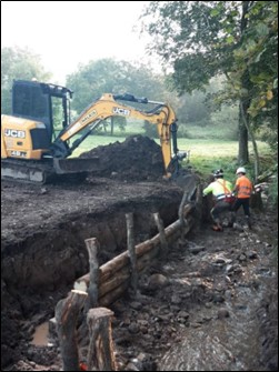 Imagen Trabajos de bioingeniería, ejecución de empalizada para la estabilización de la margen derecha