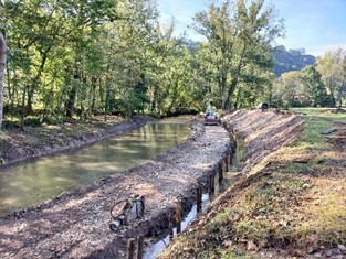 Imagen 1. Bioingeniería en el río Güeña en Susierra (Cangas de Onís, Asturias)